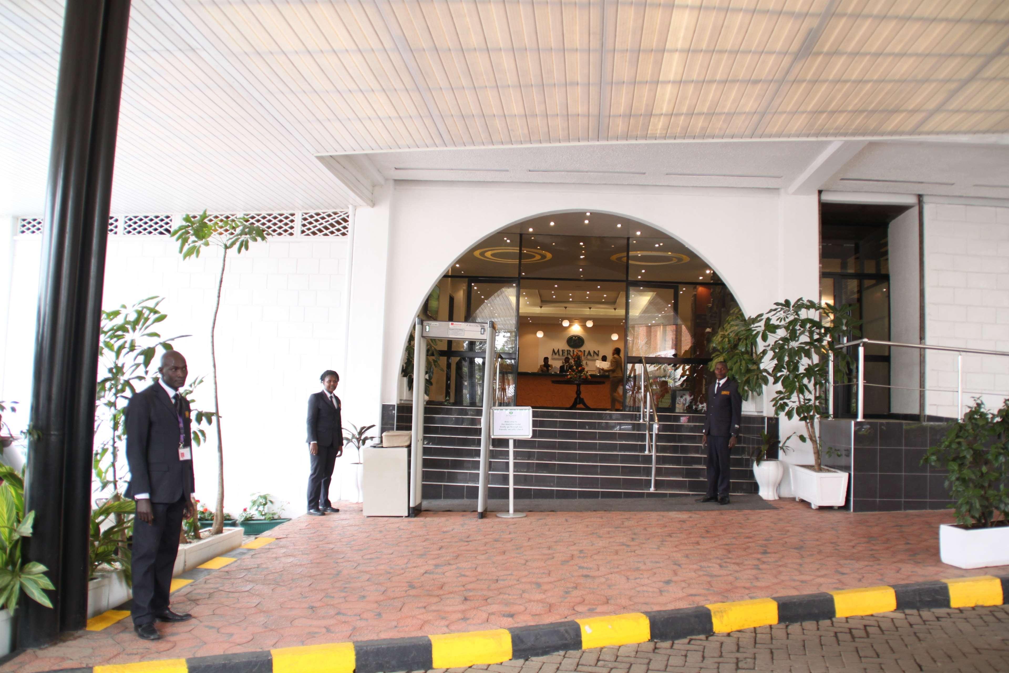 Best Western Auray Le Loch Экстерьер фото